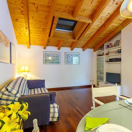 Il Balcone Delle Camelie - Happy Appartement Germignaga